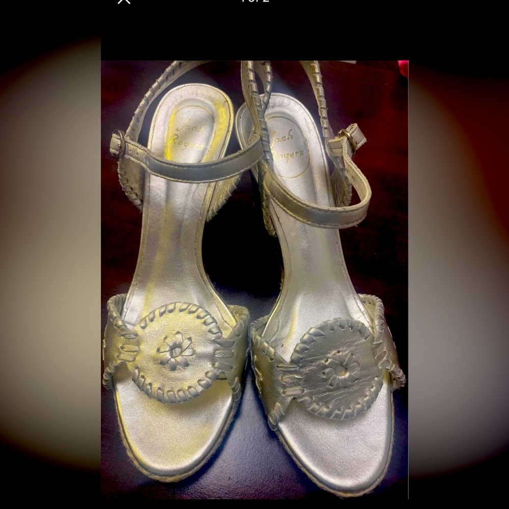 Jack Rogers size 10 platinum wedge